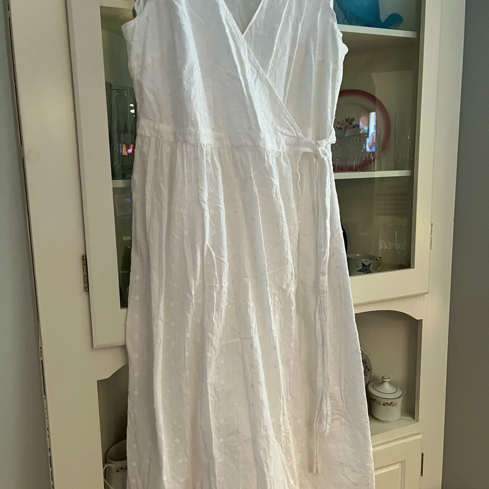 Brand new,white eyelet cotton dress. Worn one time for one hour!